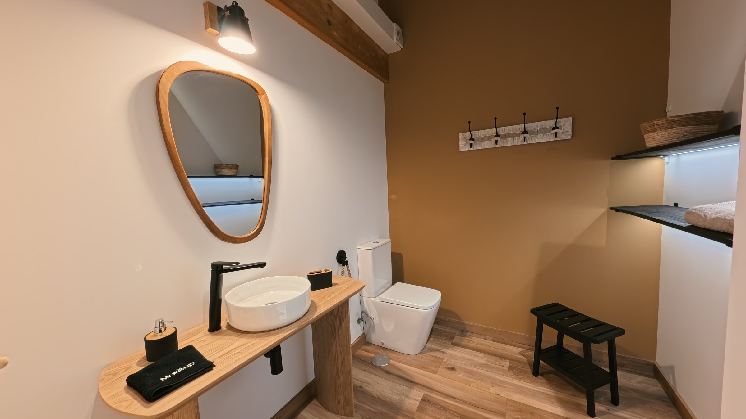Segundo baño de Casa Teleno, detalle